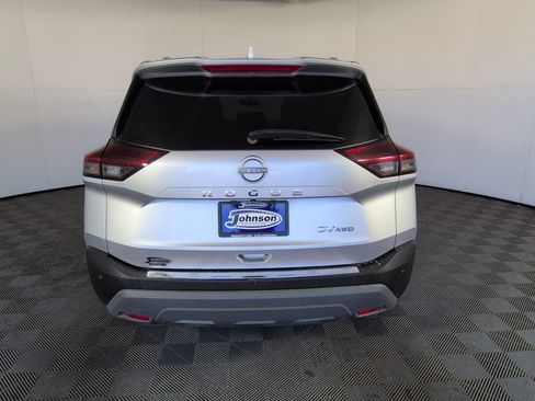 Used 2023 Nissan Rogue SV w/ SV Premium Package AWD/4WD image 6