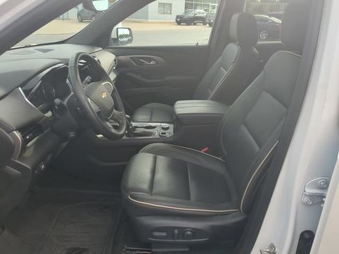 Used 2023 Chevrolet Traverse Premier w/ LPO, Floor Liner Package AWD/4WD image 11