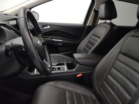 Used 2017 Ford Escape SE w/ SE Leather Comfort Package AWD/4WD image 17
