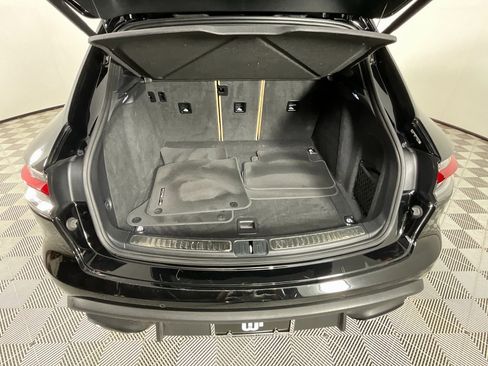 Used 2023 Porsche Macan image 27