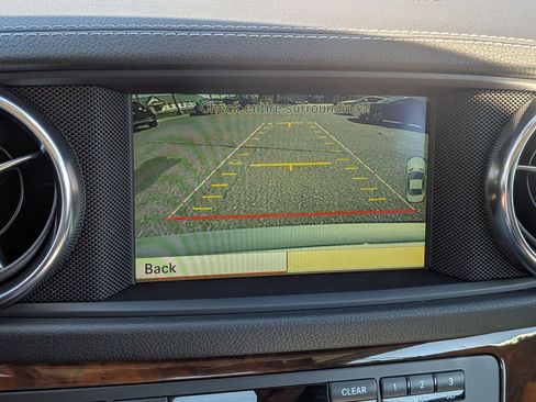 Used 2013 Mercedes-Benz SL 550 image 22