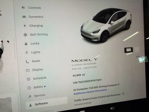 Used 2023 Tesla Model Y Long Range AWD/4WD image 8