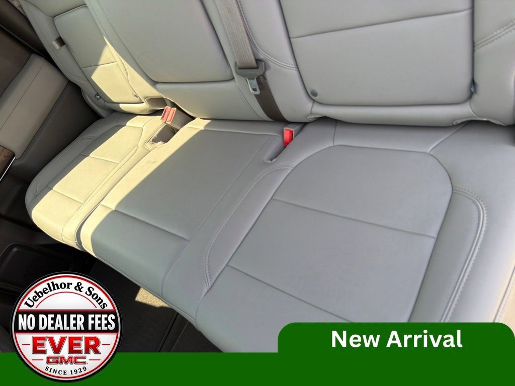 Used 2021 GMC Sierra 1500 SLT w/ SLT Convenience Package AWD/4WD image 18