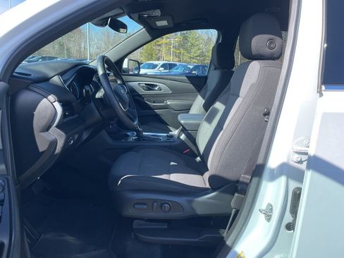 Used 2023 Chevrolet Traverse LT AWD/4WD image 32