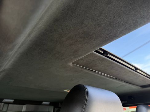 Used 2016 Mercedes-Benz G 63 AMG 4MATIC image 27