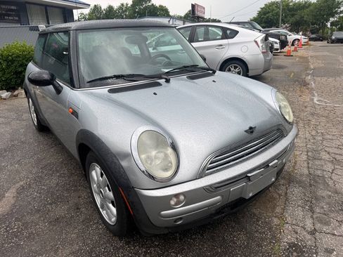 Used 2003 MINI Cooper Hardtop FWD image 3