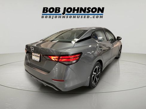 Used 2025 Nissan Sentra SV image 6