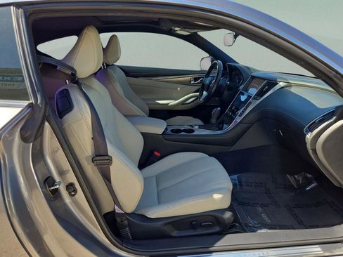 Used 2018 INFINITI Q60 3.0t Luxe w/ Sensory Package 3.0T Luxe image 28