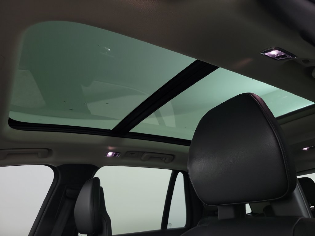 Used 2020 Volvo XC90 T5 Momentum w/ Protection Package Premier FWD image 20