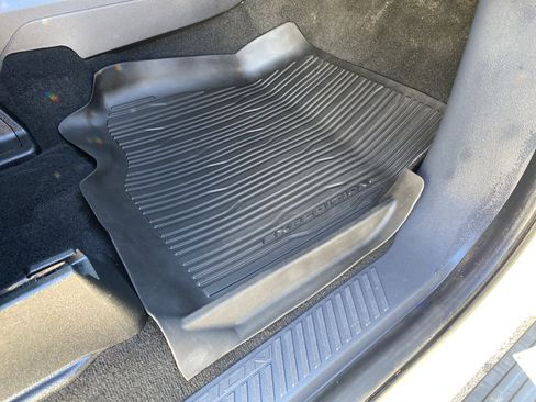 Used 2024 Ford Expedition Max Limited image 14