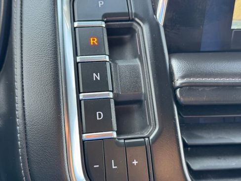 Certified 2024 Chevrolet Suburban LT image 22