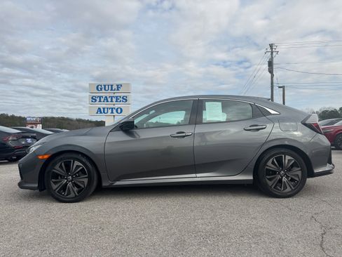 Used 2017 Honda Civic EX image 1