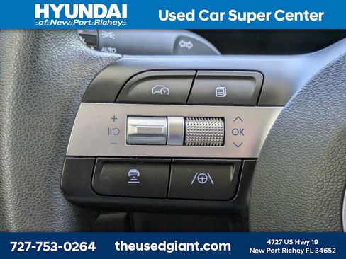 Used 2025 Hyundai Tucson SE FWD image 26