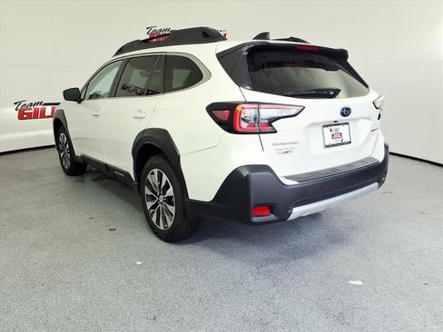 Certified 2025 Subaru Outback Limited image 9