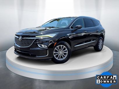 Certified 2023 Buick Enclave Essence