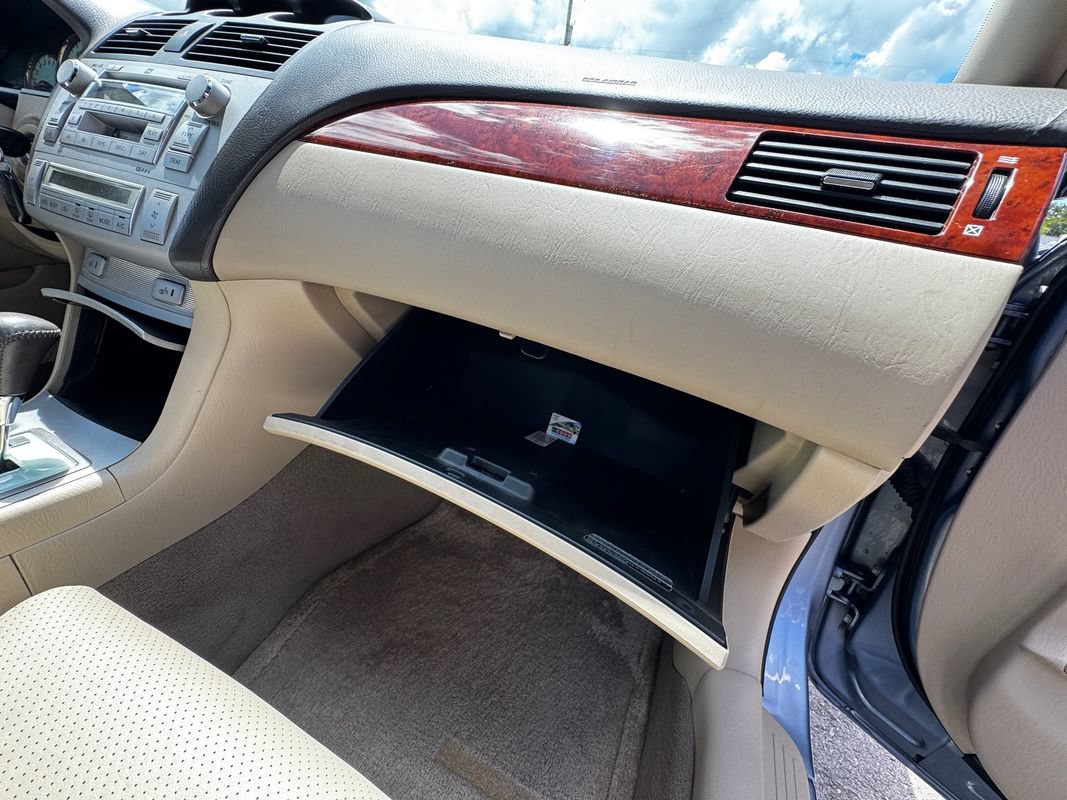 Used 2006 Toyota Solara SLE FWD image 29