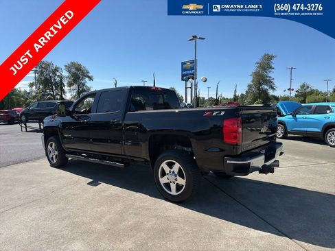 Used 2019 Chevrolet Silverado 2500 LT w/ LT Convenience Package AWD/4WD image 3