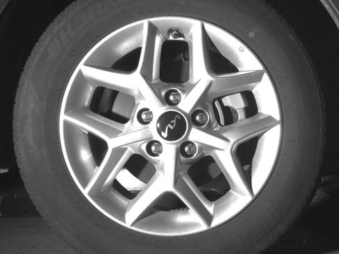 Used 2025 Kia Soul LX w/ LX Technology Package FWD image 13