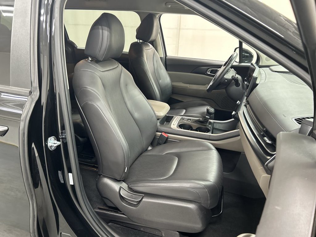 Certified 2026 Kia Carnival FWD image 24