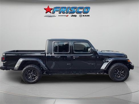 Certified 2022 Jeep Gladiator Sport image 11