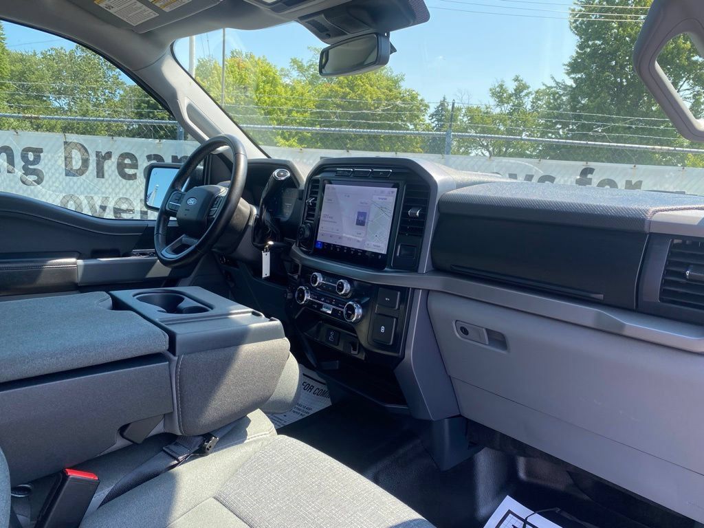 Used 2024 Ford F150 XLT AWD/4WD image 17