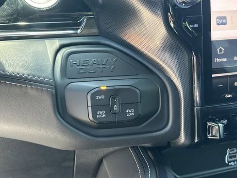 New 2026 RAM 2500 Limited AWD/4WD image 30