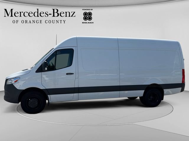Used 2024 Mercedes-Benz Sprinter 3500 image 2