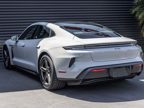 Certified 2025 Porsche Taycan Turbo image 3