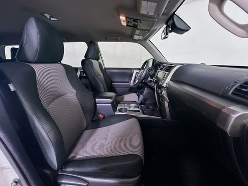 Used 2020 Toyota 4Runner SR5 RWD image 30