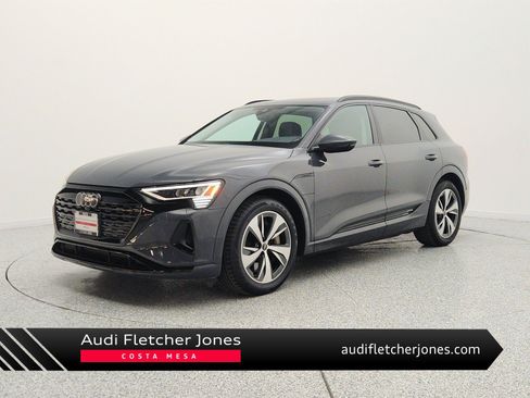 Used 2024 Audi Q8 e-tron Premium Plus AWD/4WD image 1