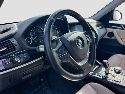 Used 2017 BMW X3 xDrive28i AWD/4WD image 9