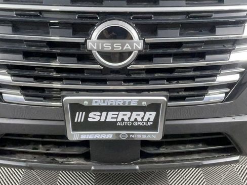 New 2025 Nissan Rogue SV image 10