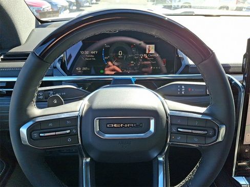 New 2025 GMC Sierra EV Denali image 9