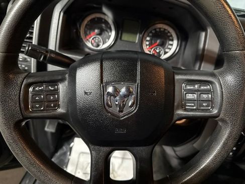 Used 2014 RAM 1500 Express w/ Black Ram 1500 Express Group AWD/4WD image 9