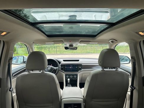 Used 2020 Volkswagen Atlas SEL image 16