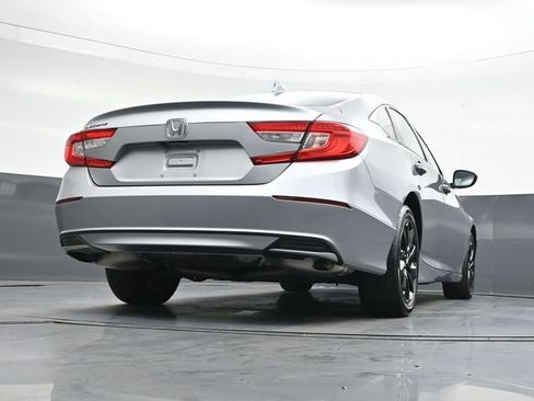 Used 2019 Honda Accord LX image 32