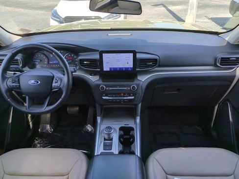 Certified 2020 Ford Explorer XLT w/ Equipment Group 202A image 17