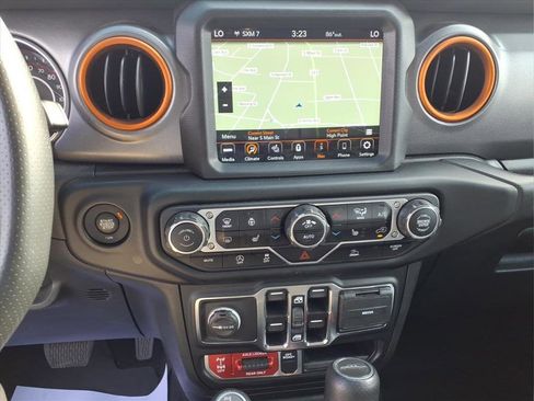 Used 2021 Jeep Gladiator Mojave image 20