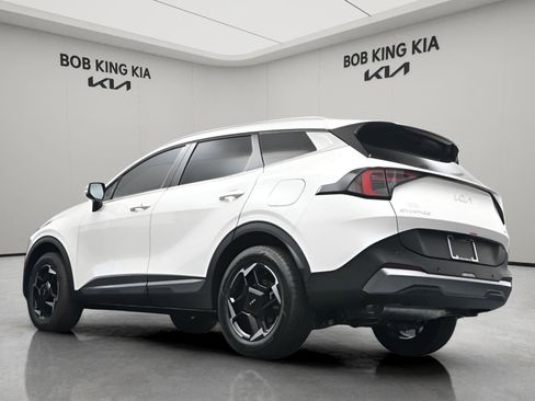New 2026 Kia Sportage EX AWD/4WD image 17