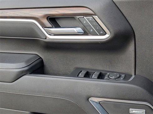 Certified 2023 GMC Sierra 1500 SLT image 23