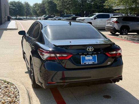 Used 2021 Toyota Camry SE w/ Cold Weather Package AWD/4WD image 3