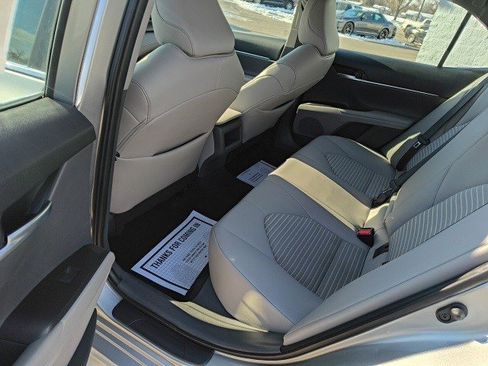 Used 2023 Toyota Camry SE image 13
