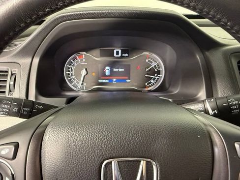 Used 2018 Honda Pilot EX-L image 19