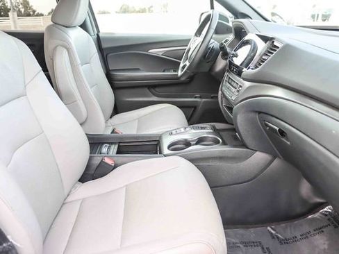 Certified 2023 Honda Passport EX-L image 18