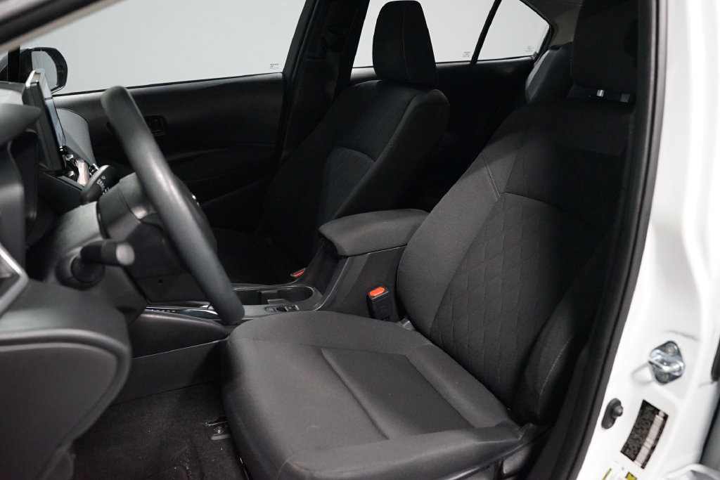 Certified 2026 Toyota Corolla LE FWD image 6