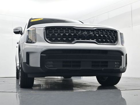 Certified 2023 Kia Telluride SX Prestige X-Line AWD/4WD image 44