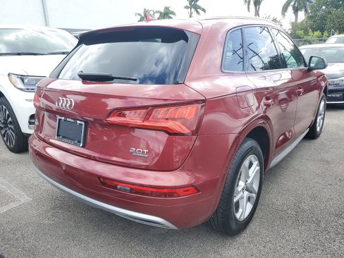 Used 2018 Audi Q5 2.0T Premium w/ Convenience Package image 4