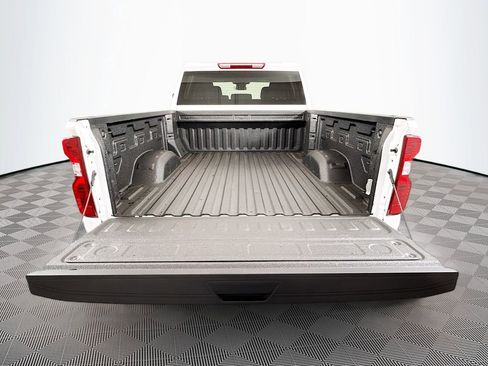 Used 2024 Chevrolet Silverado 2500 LT w/ Convenience Package AWD/4WD image 24
