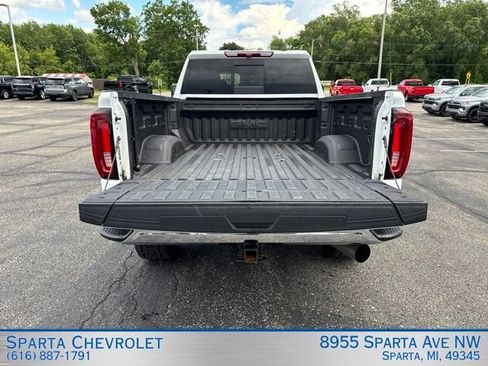 Used 2023 GMC Sierra 2500 SLT w/ SLT Premium Package AWD/4WD image 10