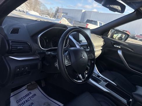 Used 2024 Mitsubishi Eclipse Cross SEL AWD/4WD image 10